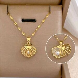 Gold Shell Pendant Necklace with Pearl Accent - Women's Jewelry